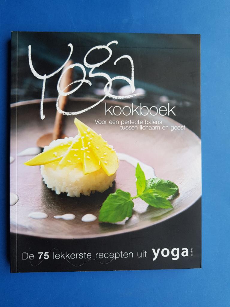Yoga kookboek - Kyra de Vreeze, Boeken, Verzenden, Zo goed als nieuw