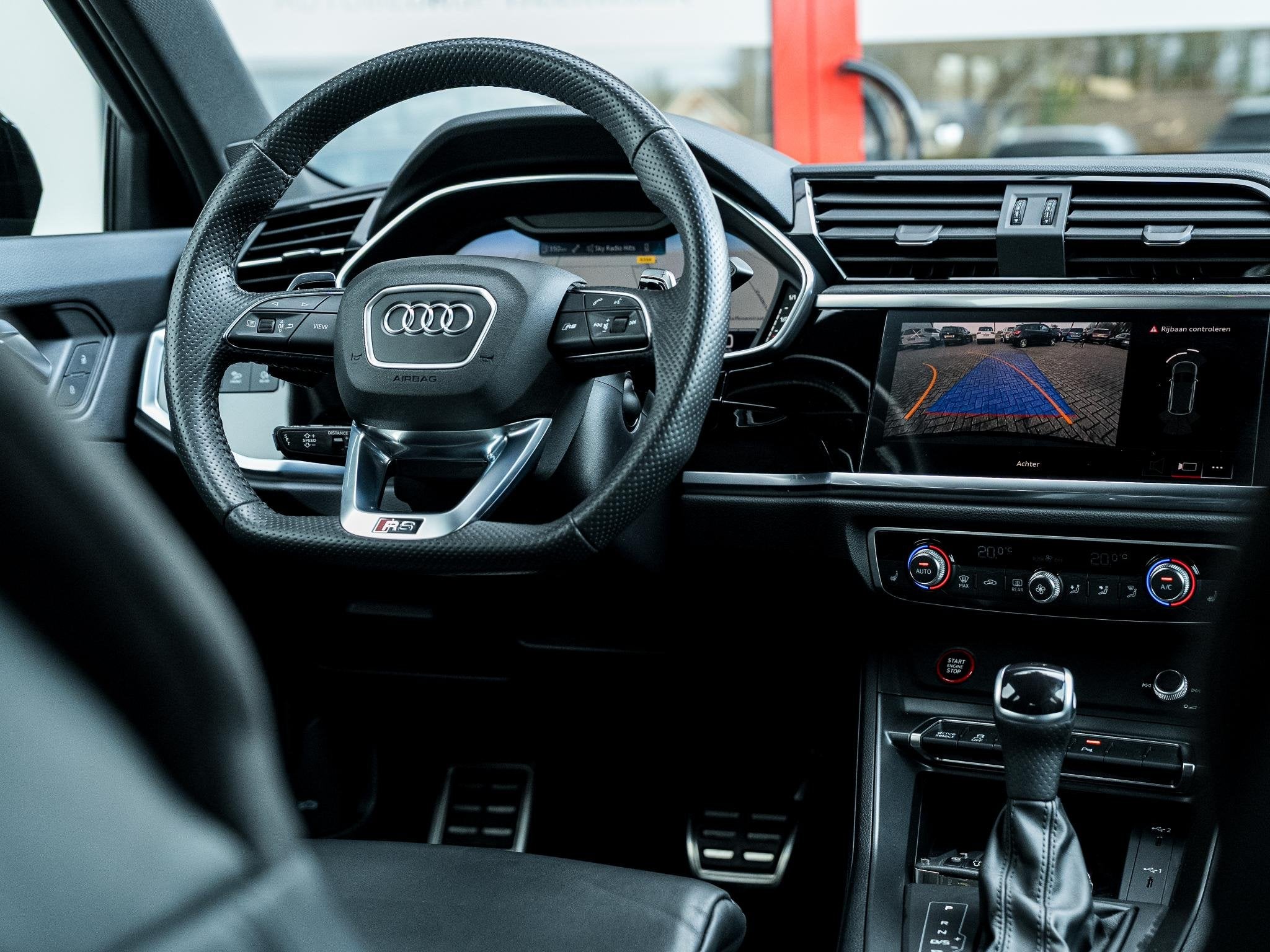 Audi RS Q3 TFSI | SONOS Audio | Adaptive Demping | RS Plus Z, Auto's, Automaat, 12 maanden, Gebruikt, Euro 6