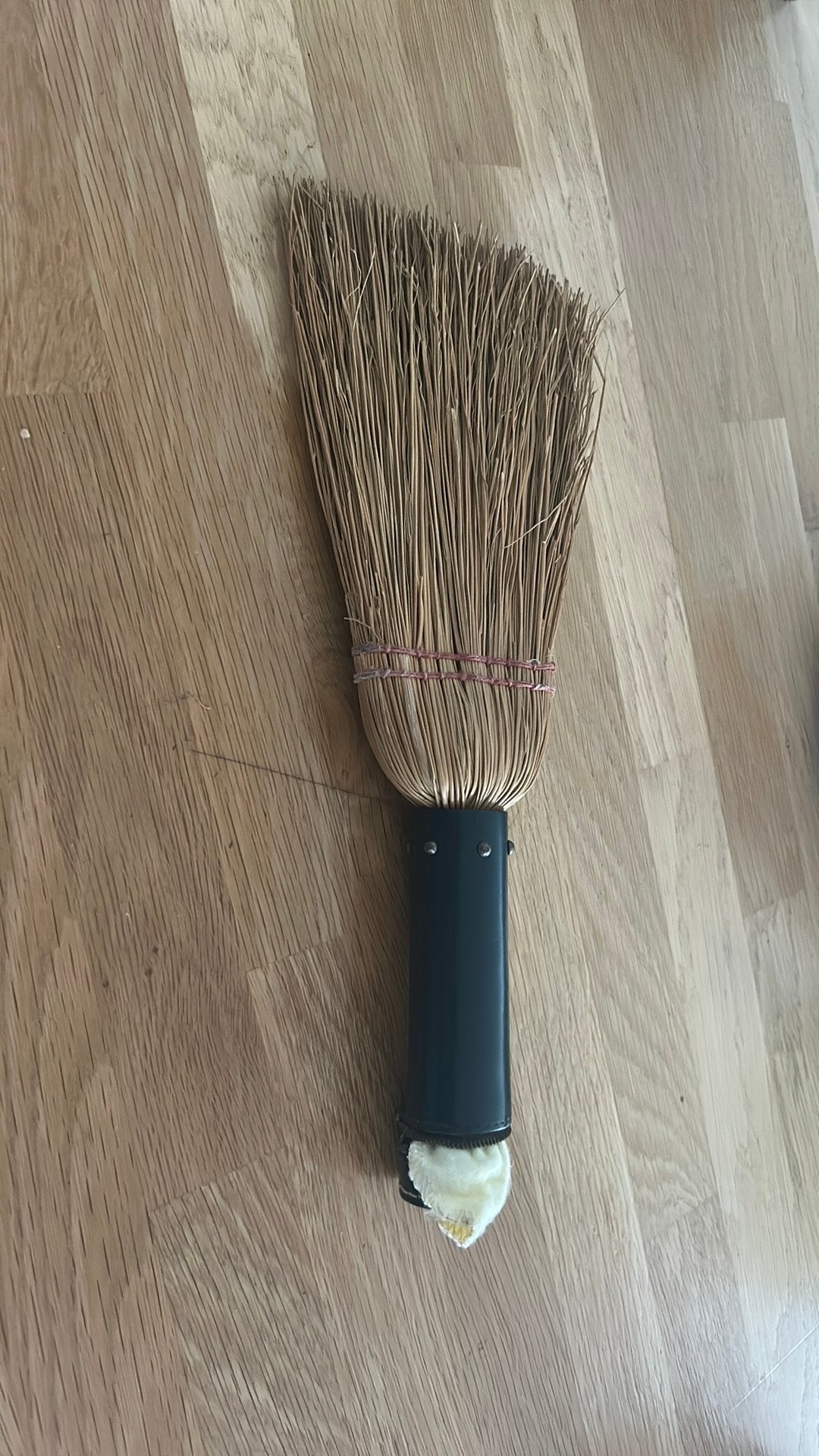 Antiek handvegertje, Ophalen