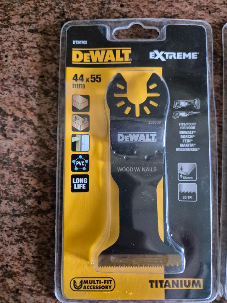 Diverse dewalt zaagbladen., 70 mm of meer, Nieuw, Ophalen of Verzenden, Afkortzaag