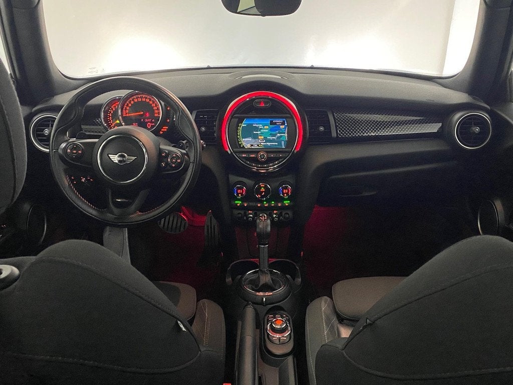 MINI 3-Deurs 2.0 Cooper S Chili Serious Business Panoramadak, Auto's, 1998 cc, Gebruikt, Met garantie (alle), Leder en Stof