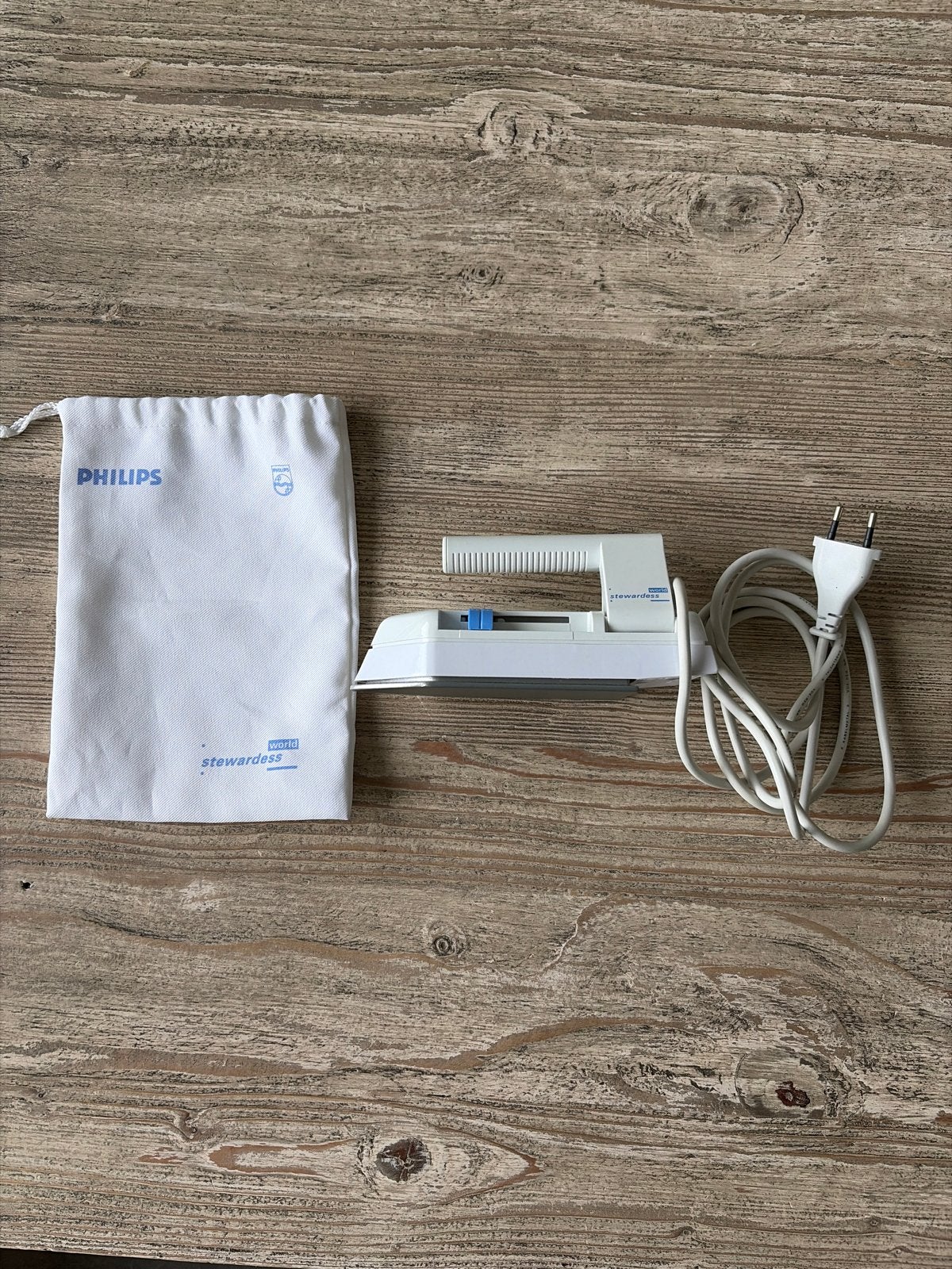 Philips Stewardess Reisstrijkijzer met Opbergzakje, Ophalen of Verzenden, Zo goed als nieuw, Strijkijzer met snoer