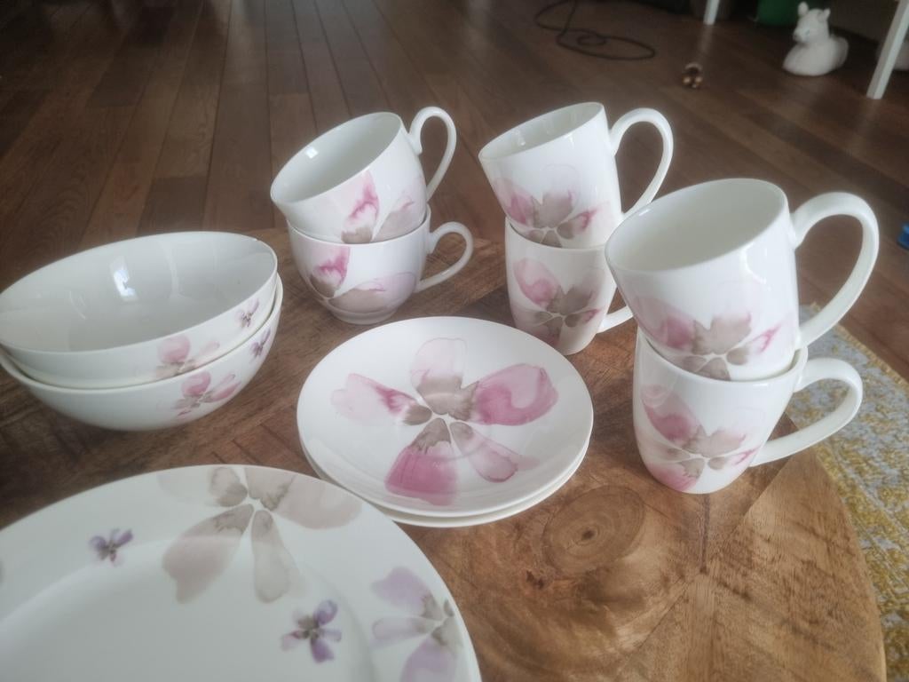 Mooie servies set Margriet, Ophalen of Verzenden
