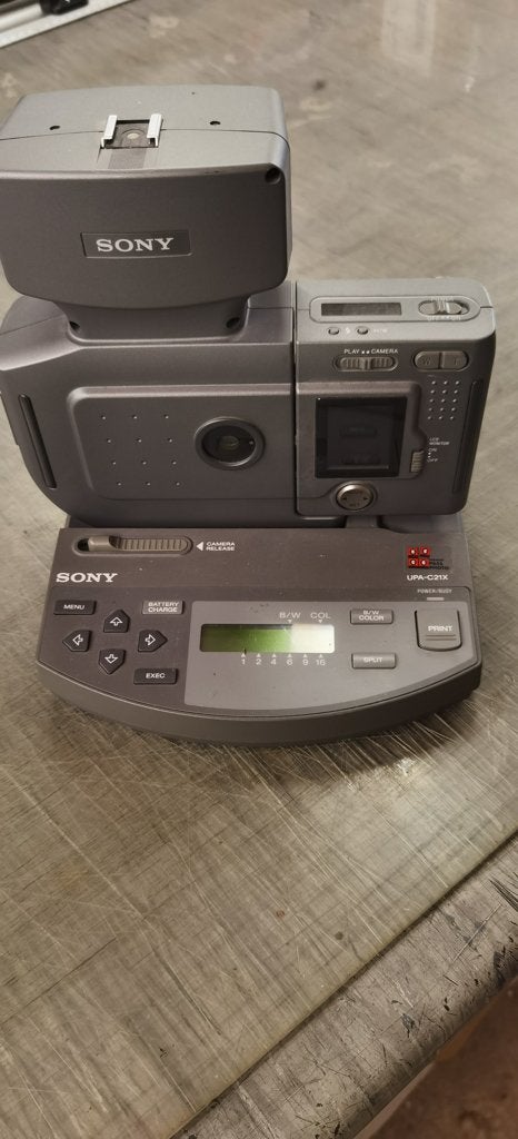 Professioneel Digitaal Pasfotosysteem  - SONY jaren '90, Gebruikt, Geheugenkaart, Camera, Ophalen of Verzenden