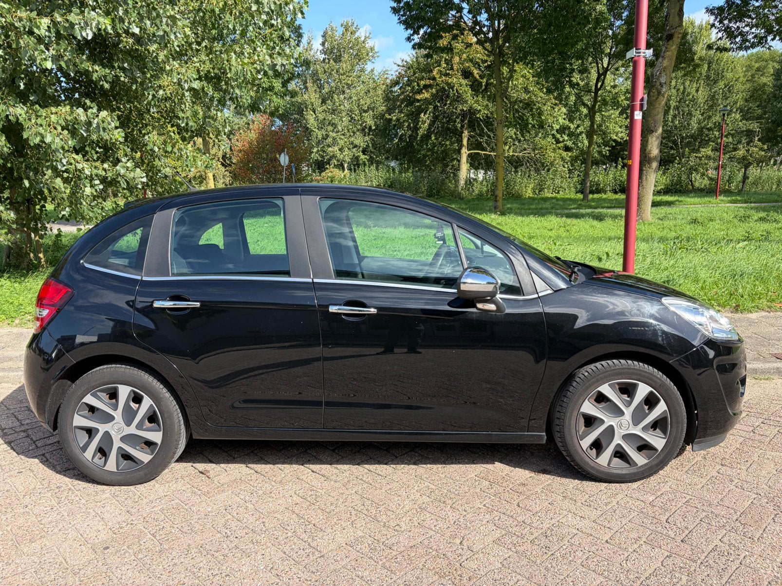 Citroën C3 1.2VTI 82PK 2013 Zwart/Airco/APK/NAP/2de eigenaar, Auto's, Voorwielaandrijving, 40 €/maand, 1199 cc, Zwart