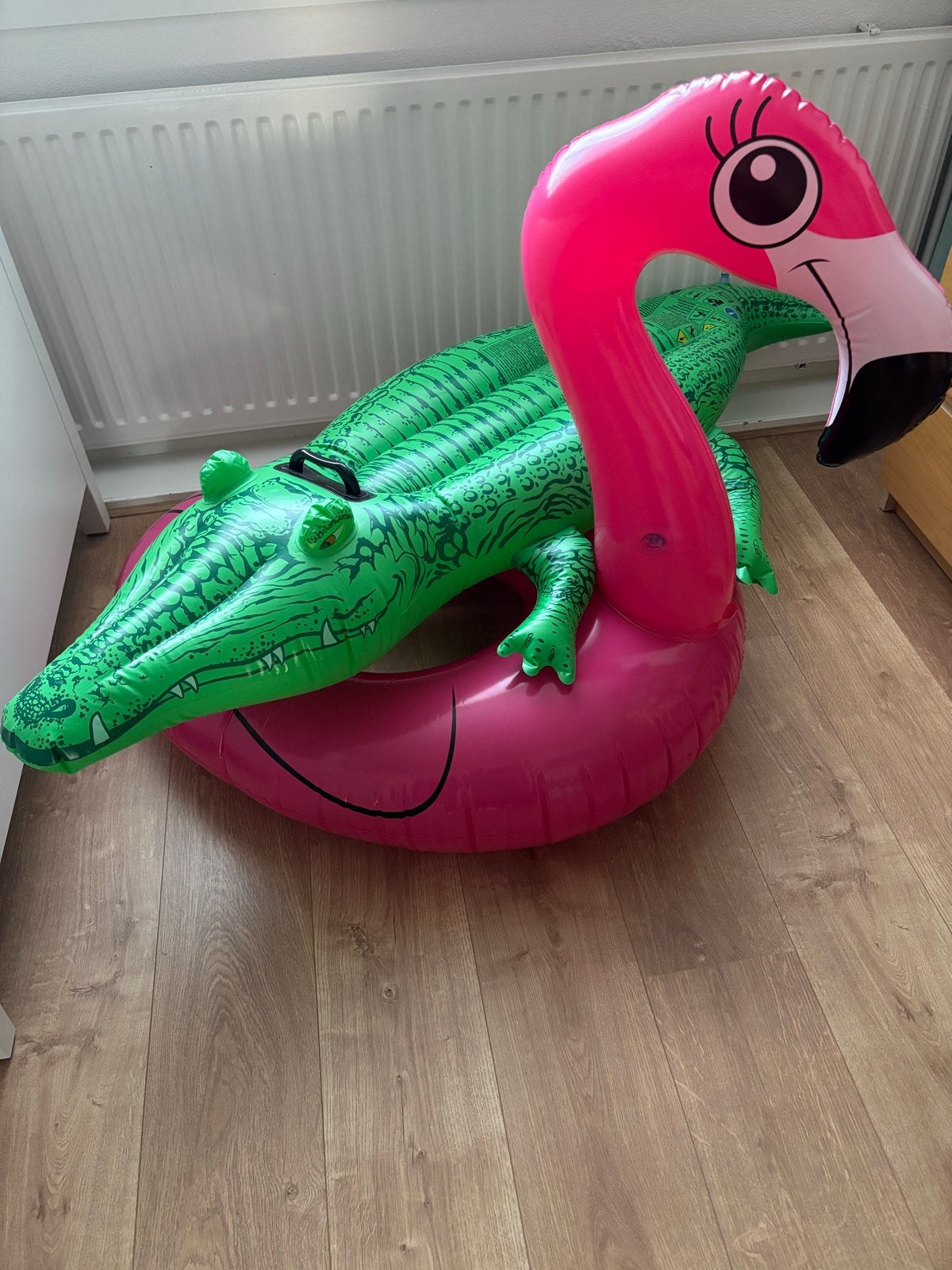 Opblaasbare Krokodil, Flamingo en Roze Zwemband, Ophalen of Verzenden, Zo goed als nieuw