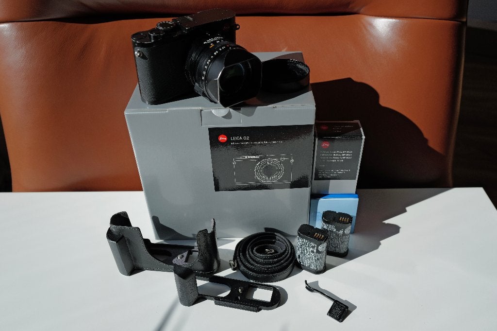 Leica q2 with 2 original battery, Audio, Tv en Foto, Fotocamera's Digitaal, Ophalen, Gebruikt, Leica, Geen optische zoom