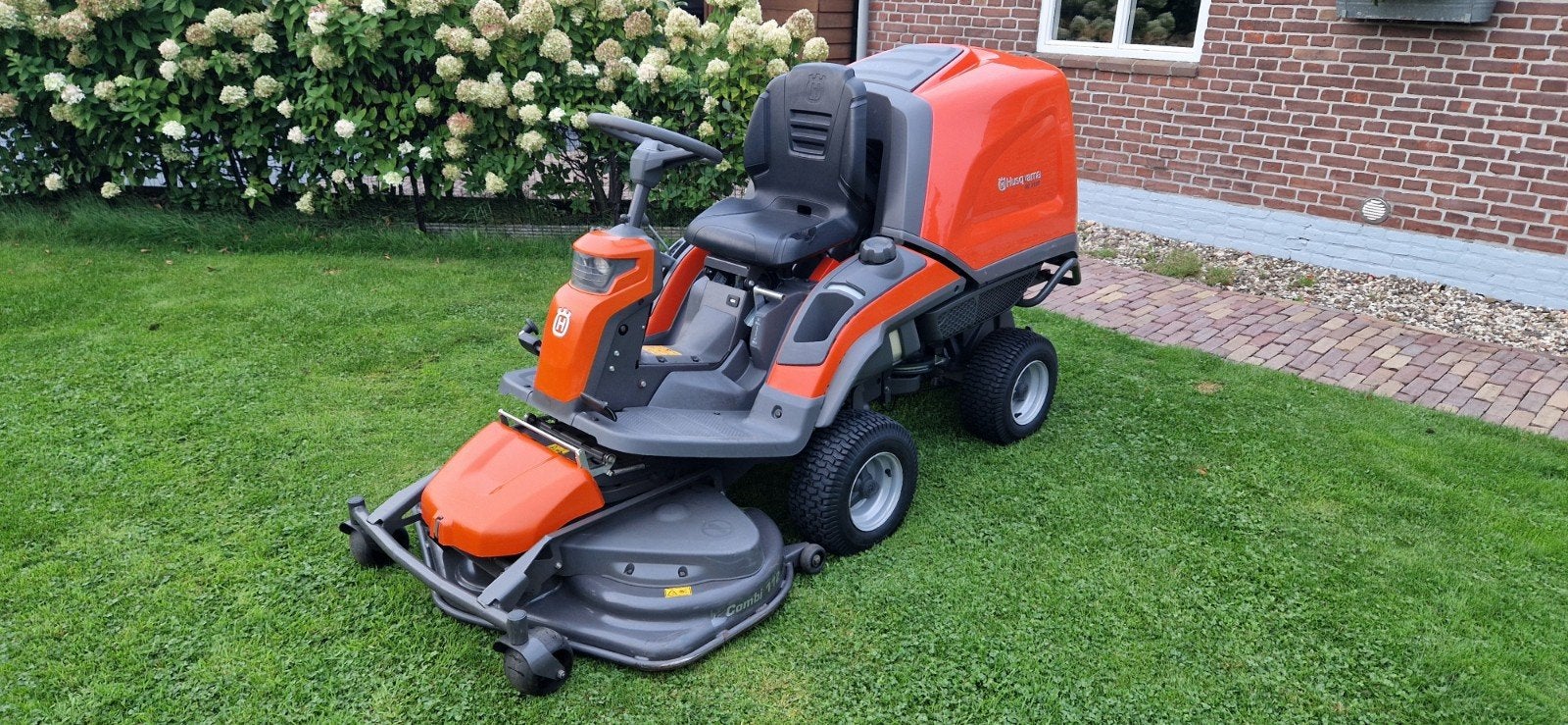 Husqvarna Rider RC318T hydrostaat automaat., Gebruikt, Mulchfunctie, Ophalen of Verzenden, 90 tot 120 cm