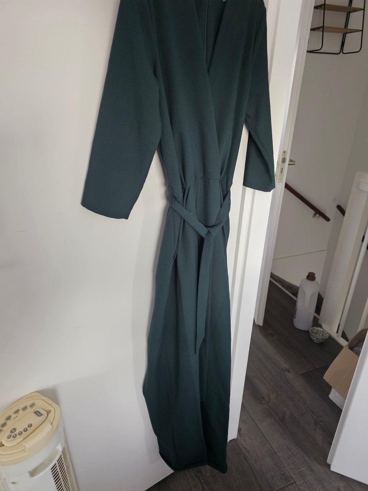 Mooie jumpsuit 1 x gedragen v een bruiloft, Kleding | Dames, Jumpsuits, Ophalen of Verzenden, Zo goed als nieuw, Maat 36 (S), Groen