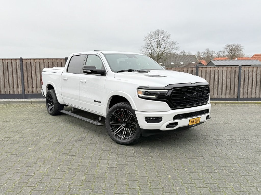 Dodge Ram 1500 5.7 V8 4x4 HEMI LIMITED HARMAN/KARDON, Auto's, Dodge, Automaat, Gebruikt, 5654 cc, 402 pk