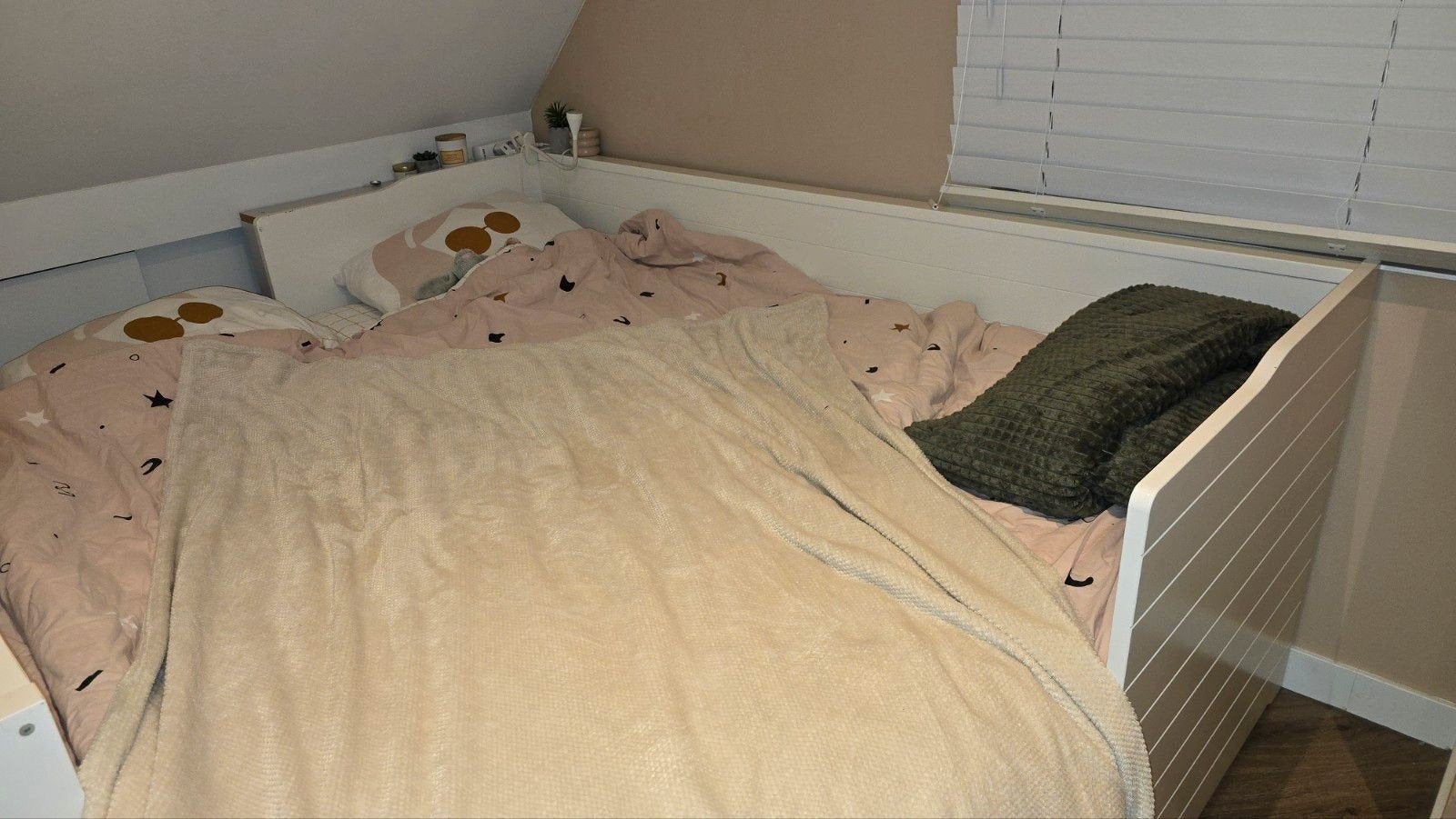 Bygland ikea uitschuifbaar bed, Ophalen, Wit, Tweepersoons, Hout