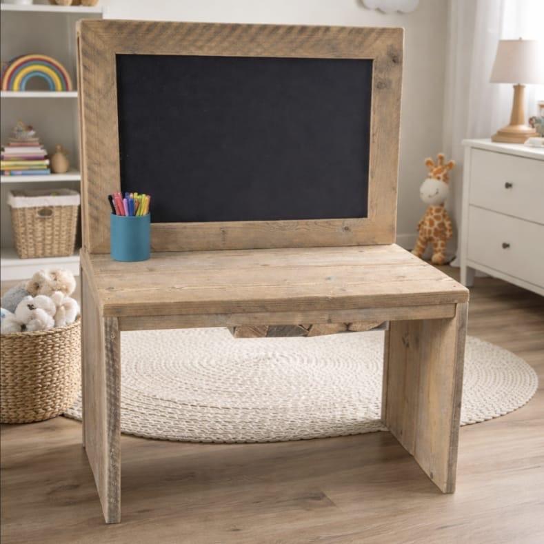 Houten Kinderbureau met Krijtbord - Speel en Leer, Ophalen, Gebruikt, Tafel(s)