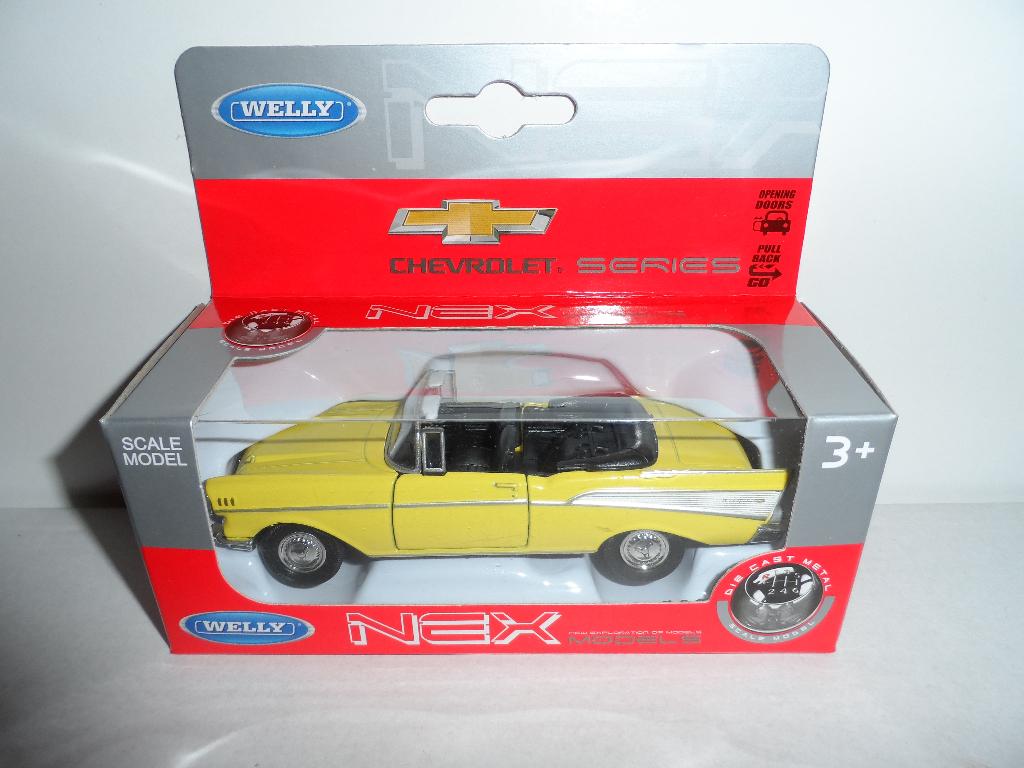 Welly - 1957 Chevrolet Bel Air Convertible (geel) 1:36, Ophalen of Verzenden, Nieuw, Auto