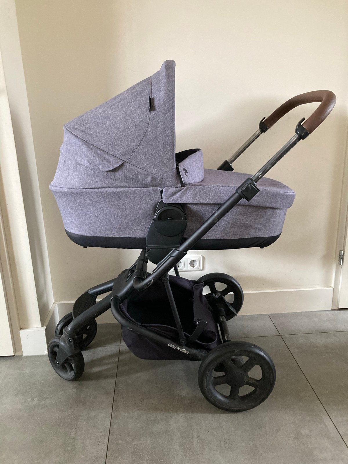Easywalker Harvey 3 Combiwagen met Reiswieg, Zitje & plank, Zo goed als nieuw, Combiwagen, Met reiswieg, Ophalen