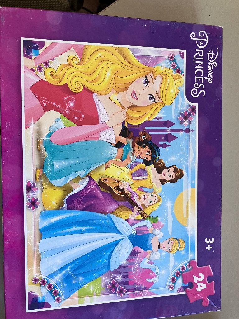 Prinsessen puzzel 3 jaar 24 stukjes, Ophalen, Minder dan 500 stukjes, Zo goed als nieuw