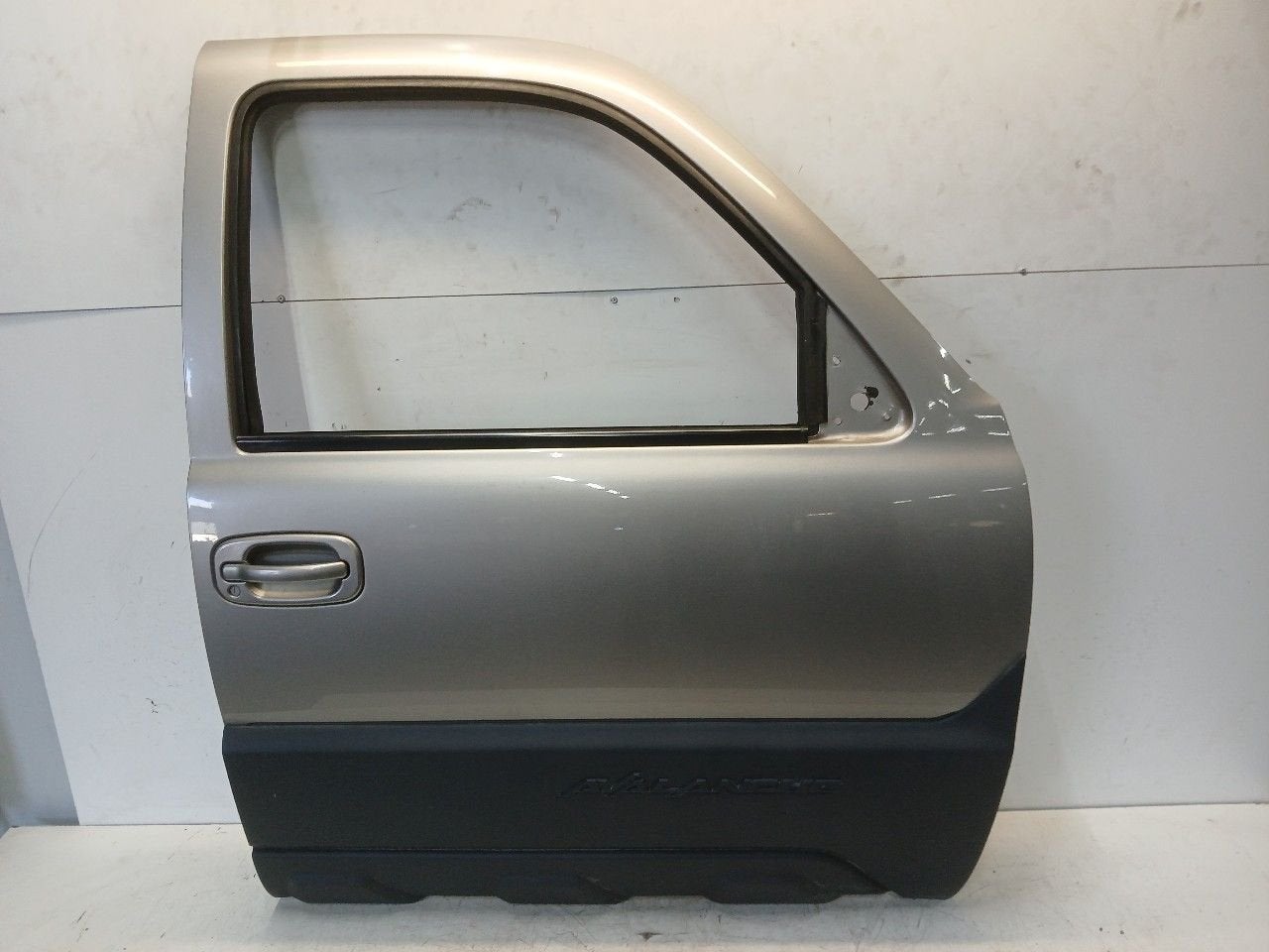 Portier rechts voor Chevrolet Avalanche, Onderdelen@venauto.nl, Van der Ven Autorecycling B.V., Gebruikt, Ettenseweg 76, 4706 PB Roosendaal, The Netherlands