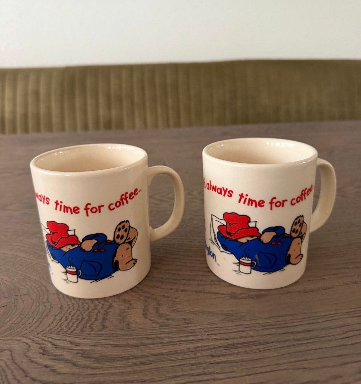 Douwe Egberts Beertje Paddington Mokken, Ophalen of Verzenden, Zo goed als nieuw, Porselein, Kop(pen) en/of Schotel(s)