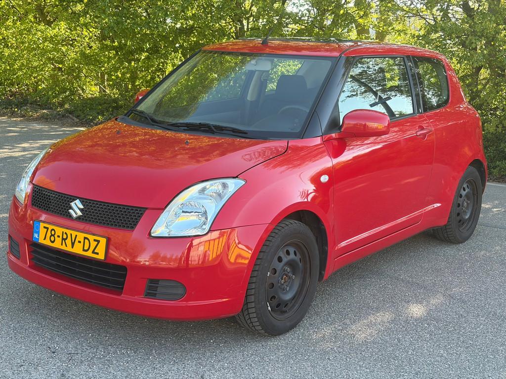 Suzuki Swift 1.3 GLS Elektr Pakket! Schuifdak! 192DKM! NAP!, Auto's, Gebruikt, 400 kg, Swift, Origineel Nederlands