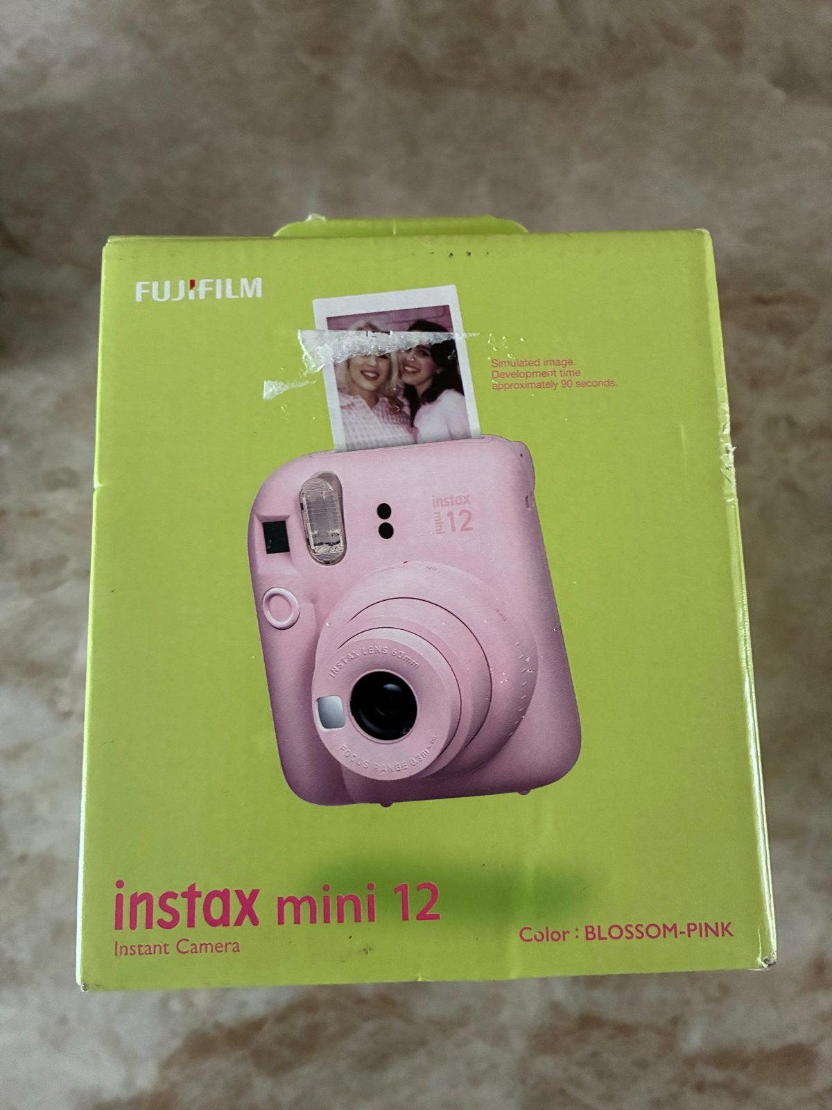 Fujifilm Instax Mini 12 Instant Camera - Blossom Pink, Audio, Tv en Foto, Fotocamera's Digitaal, Ingebouwde flitser, Handleiding