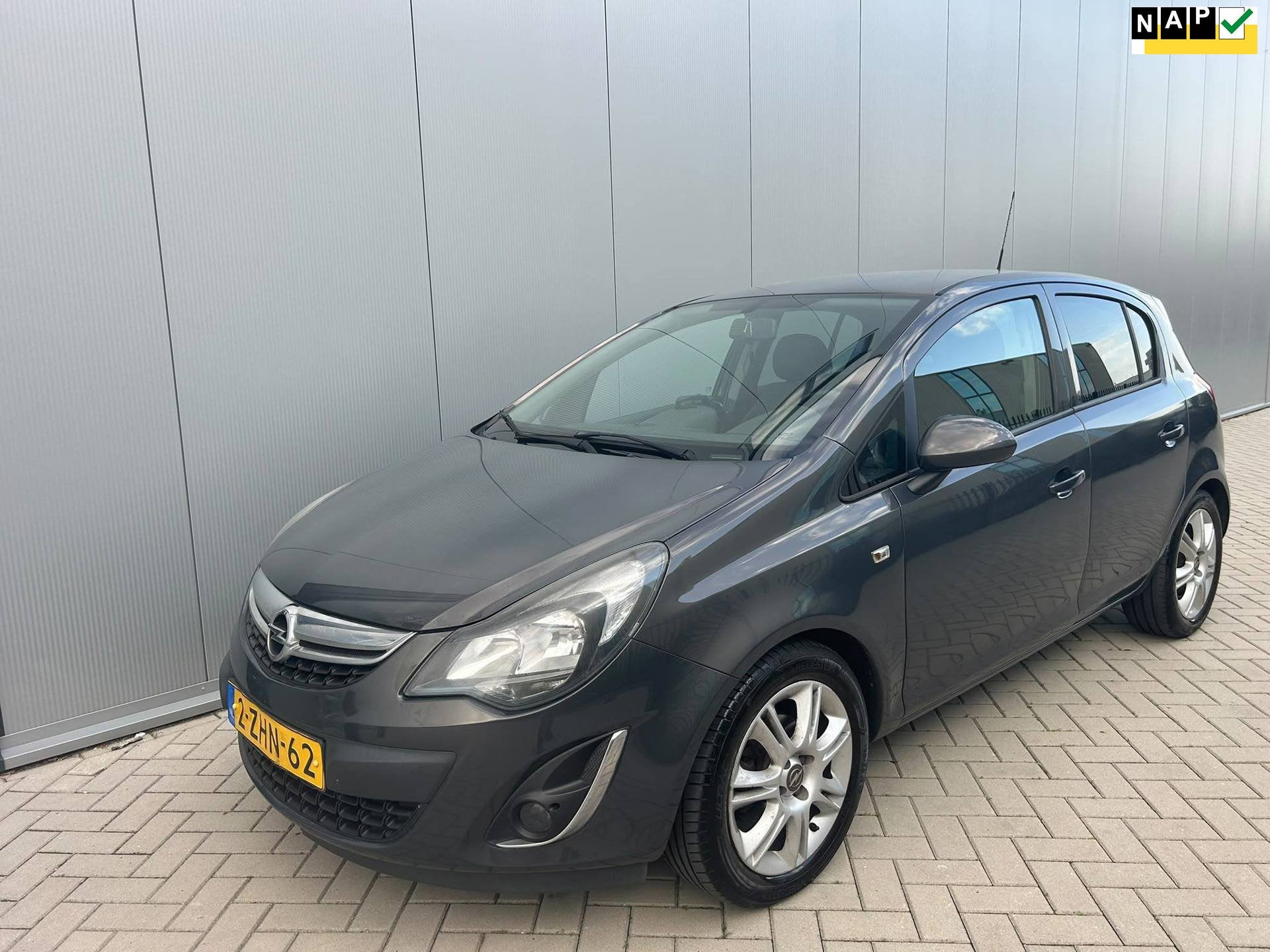 Opel Corsa 1.2-16V BlitZ, Auto's, Voorwielaandrijving, Gebruikt, 750 kg, 4 cilinders