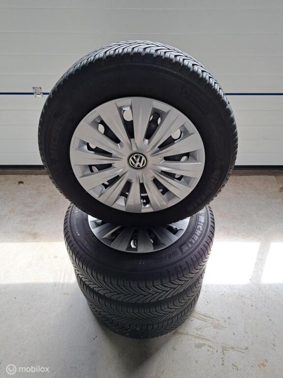 Stalen velgen 15 inch met all seasons banden 5x112 (VW Golf), Auto-onderdelen, Banden en Velgen, Ophalen, Gebruikt, 15 inch, Banden en Velgen