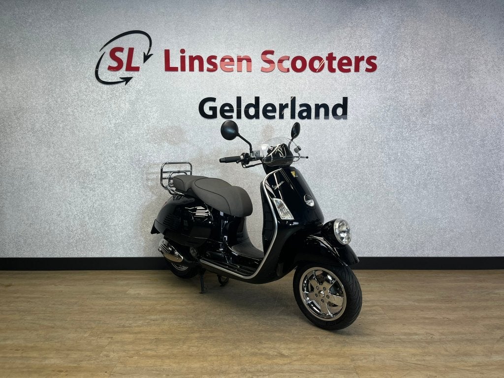 Vespa 300 i.e. GTV Via Monte Napoleone, Scooter, Particulier, Meer dan 35 kW, Minimaal motorrijbewijs A2