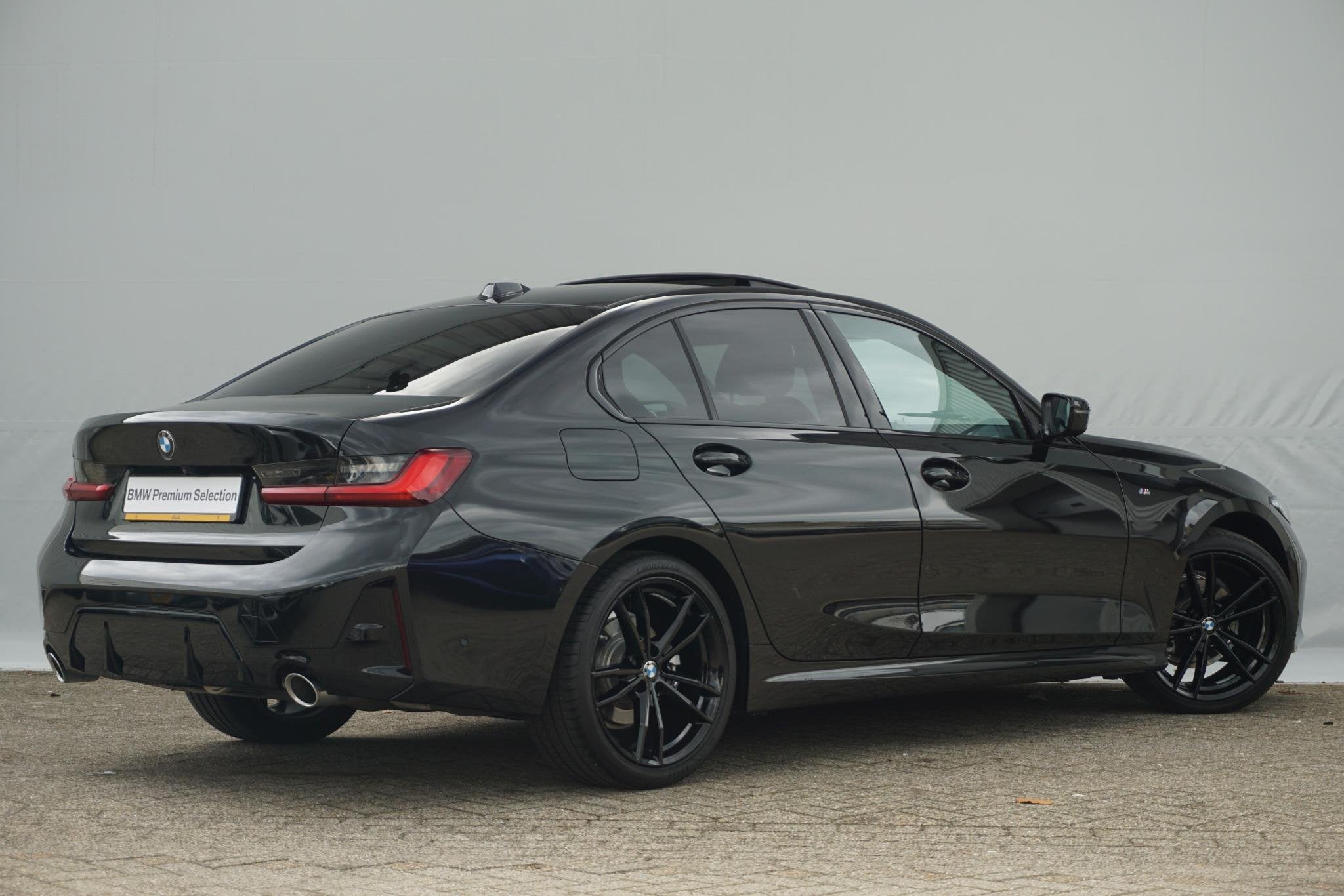 BMW 3 Serie Sedan 318i M Sportpakket | Panoramadak | Stoel-, Auto's, Automaat, 1998 cc, Gebruikt, Euro 6