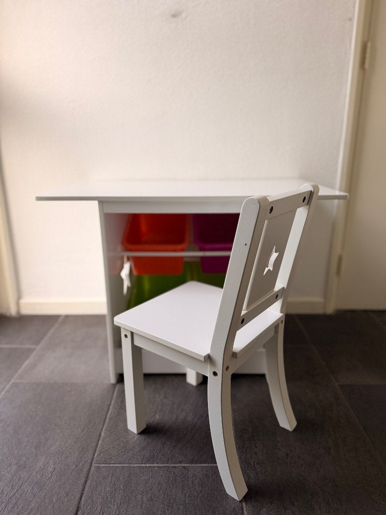 kindertafel en een stoeltje- met opbergruimte - speeltafel, Ophalen, Gebruikt, Tafel(s) en Stoel(en)