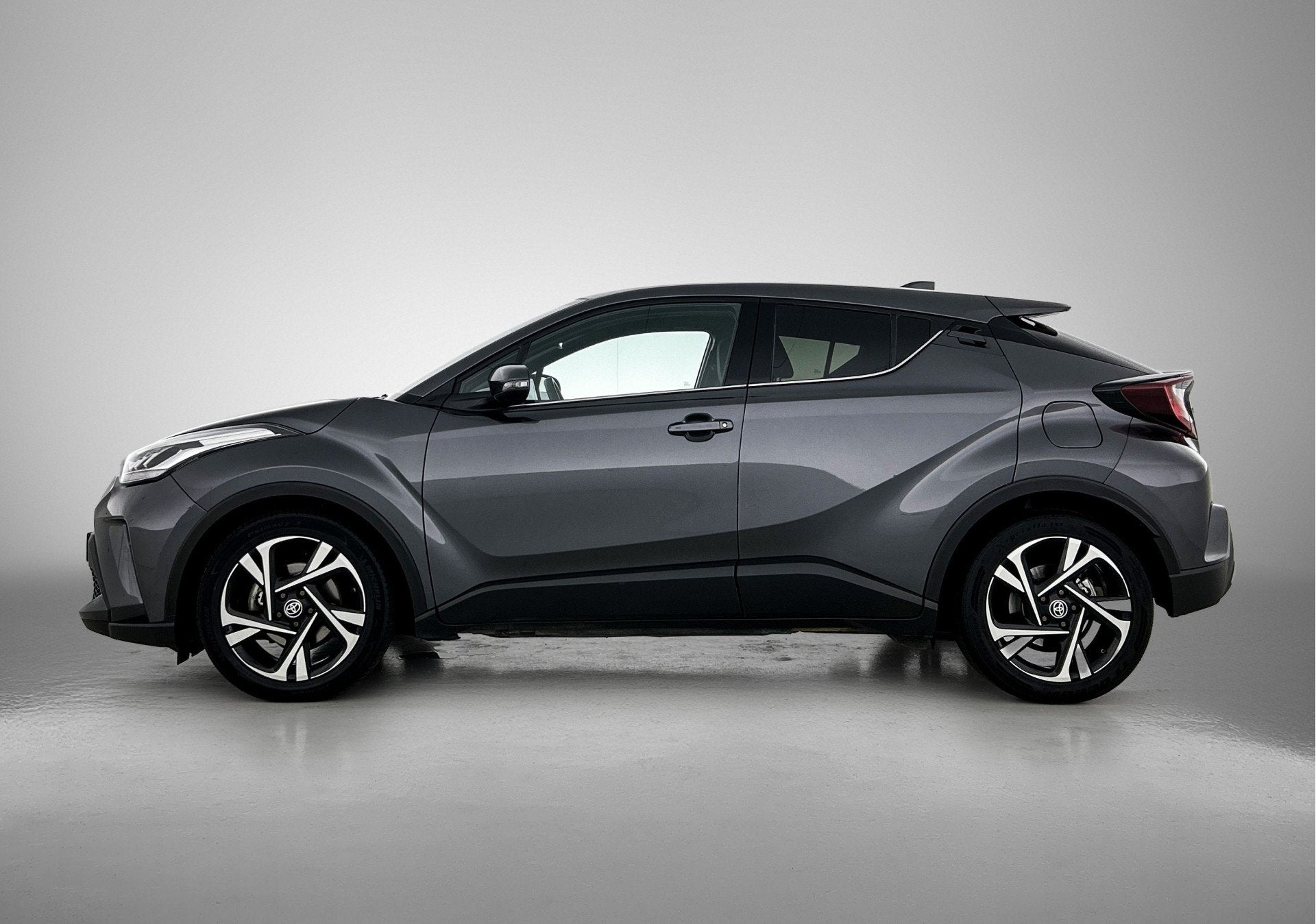 Toyota C-HR 2.0 Hybrid Dynamic | BTW voertuig | Stoelverwarm, Auto's, 12 maanden, Gebruikt, Zwart, 4 cilinders