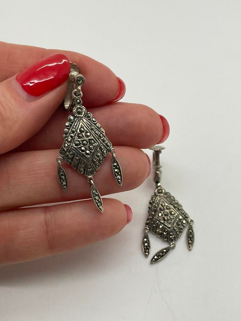 D921 Prachtige vintage zilveren markasiet oorbellen, Ophalen of Verzenden, Zilver, Oorbellen, Met edelsteen