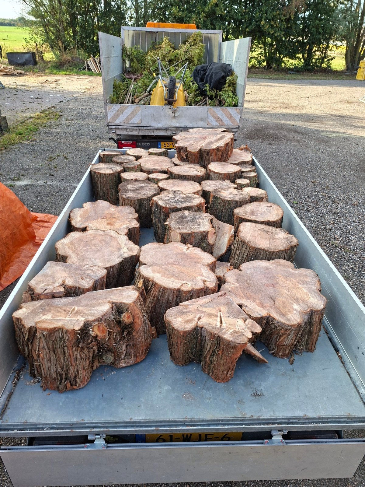 blokken hout / kloofbare stukken cypres, Minder dan 3 m³, Ophalen