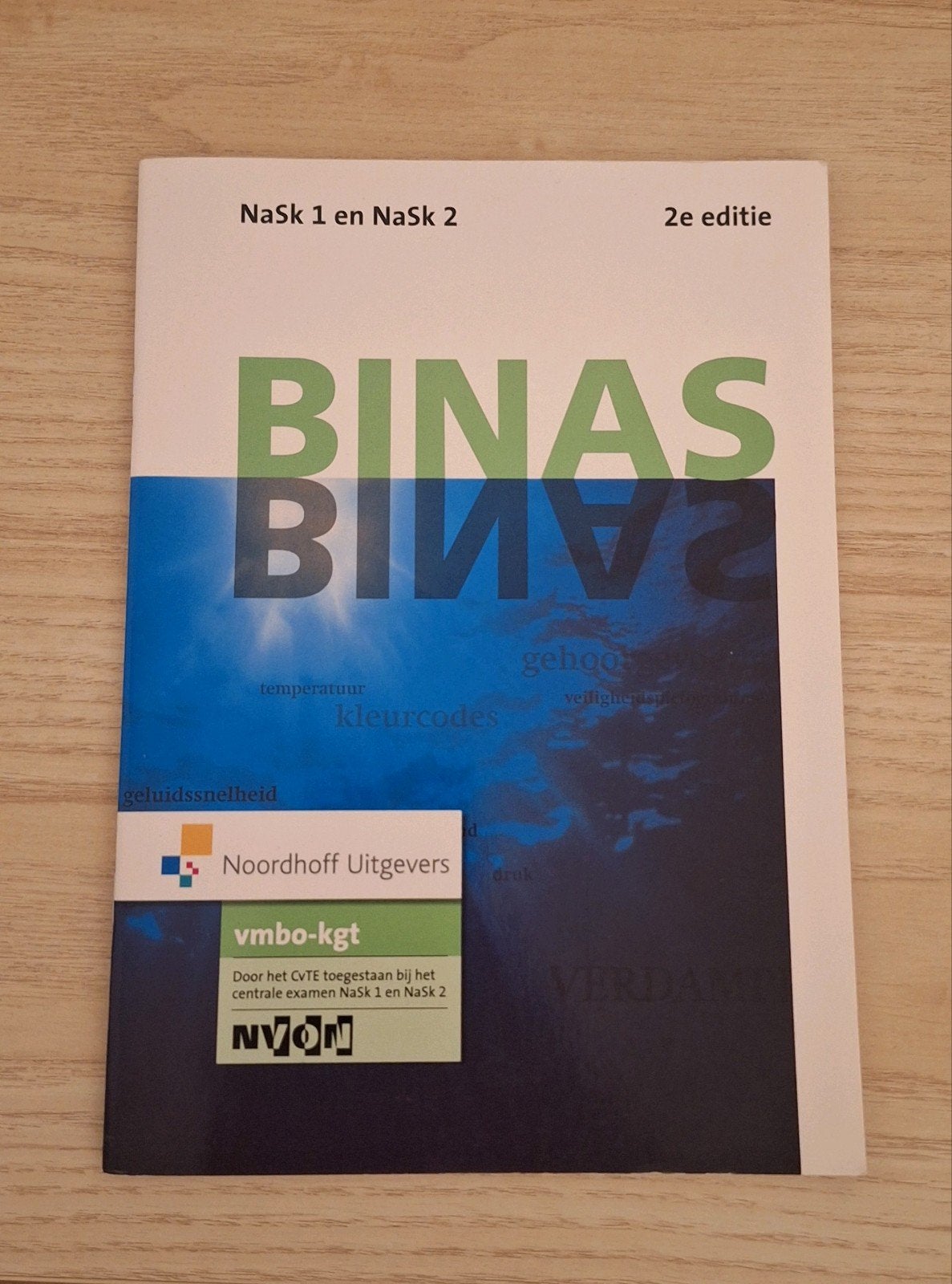 Binas vmbo-kgt 2e editie NaSk 1 en NaSk 2 (nieuw), Ophalen, Nieuw, VMBO, Natuurkunde