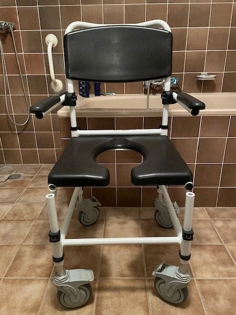Verrijdbare douche/po stoel, Ophalen, Gebruikt