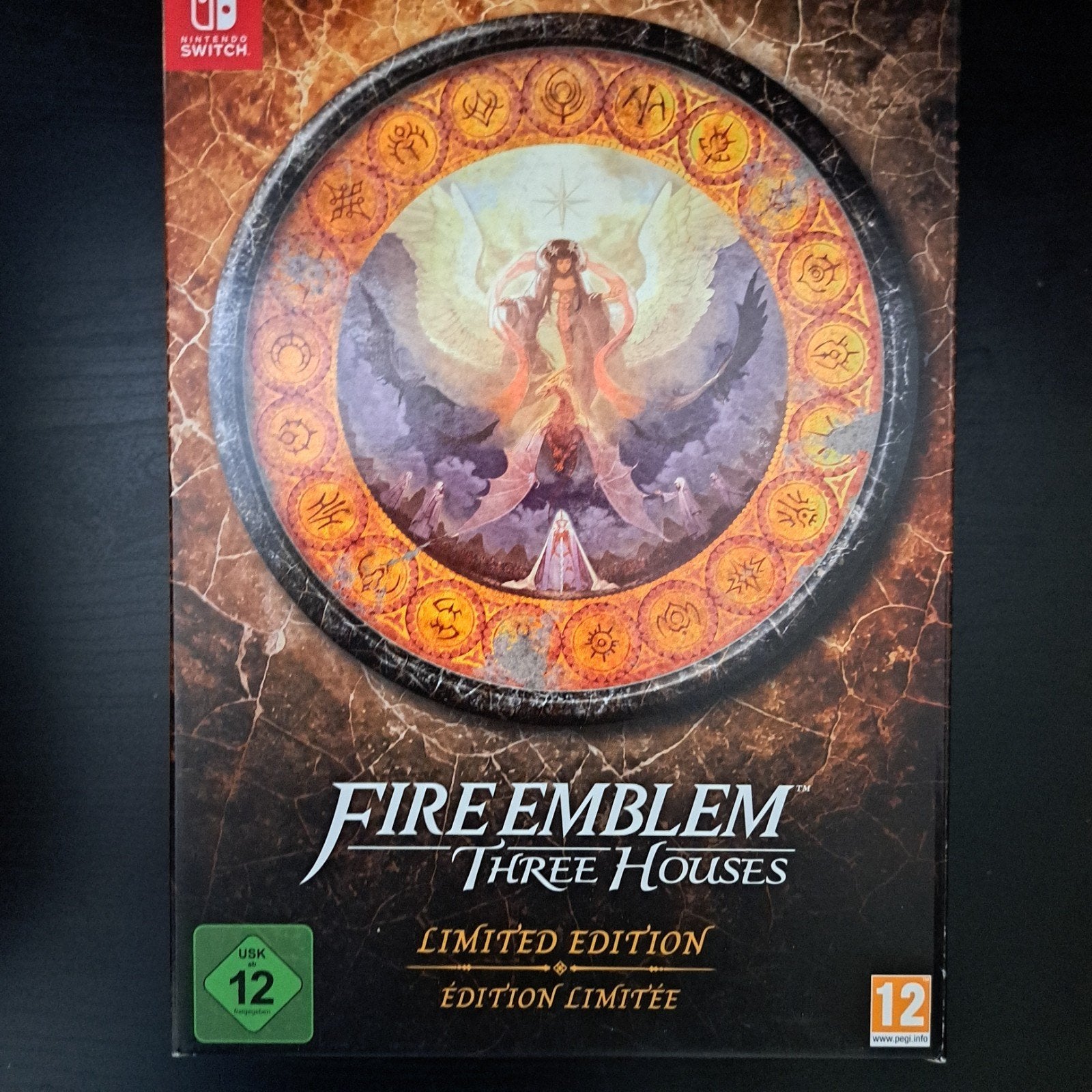 Fire Emblem Three Houses Limited Edition - NIEUW & SEALED, Spelcomputers en Games, Ophalen of Verzenden