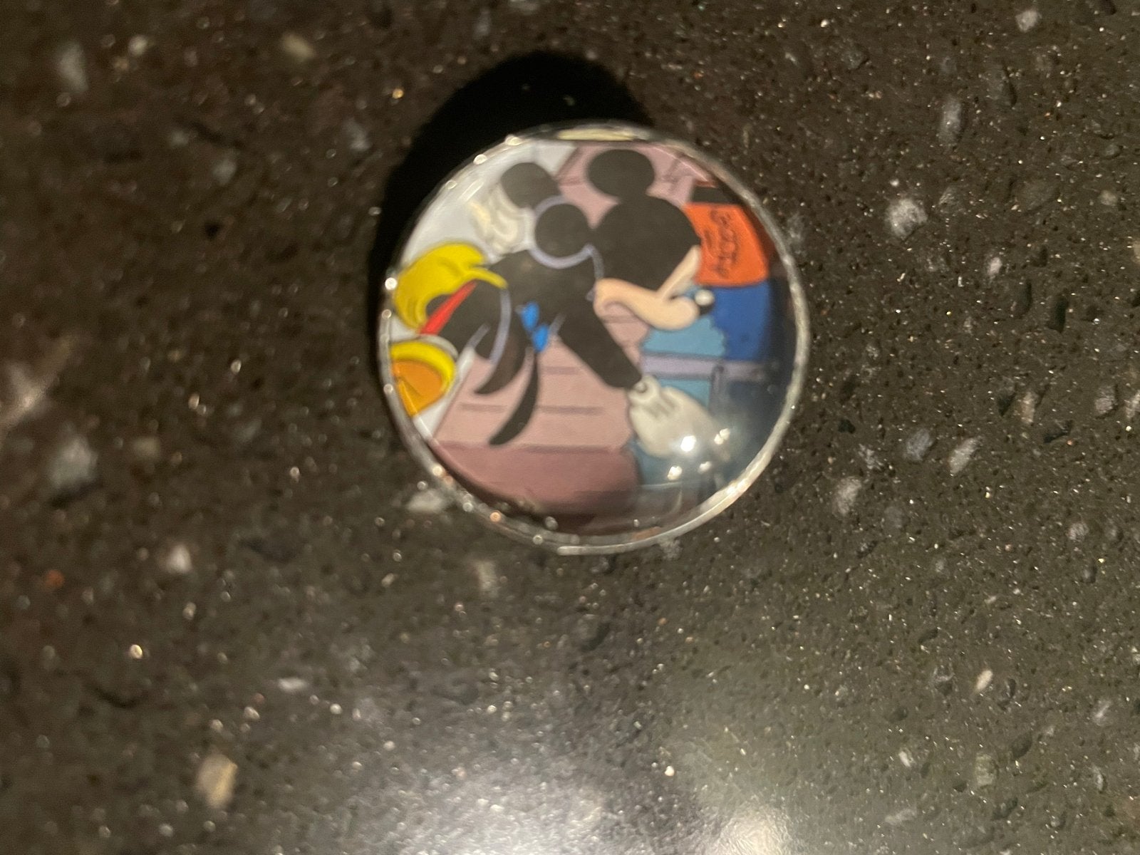 Mickey Mouse broche, Overige materialen, Overige kleuren, Minder dan 4 cm, Nieuw