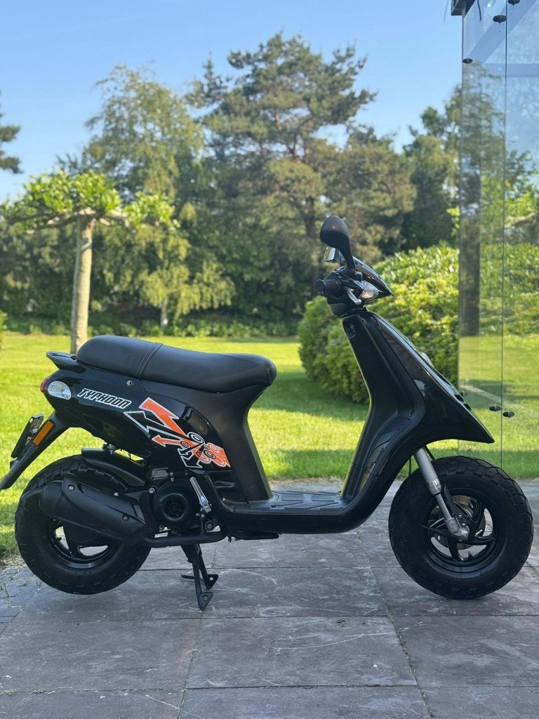 ⭐️Piaggio Typhoon 50cc 2 takt 2000 Km NIEUWSTAAT⭐️, Niet ingevuld, Niet ingevuld, Niet ingevuld