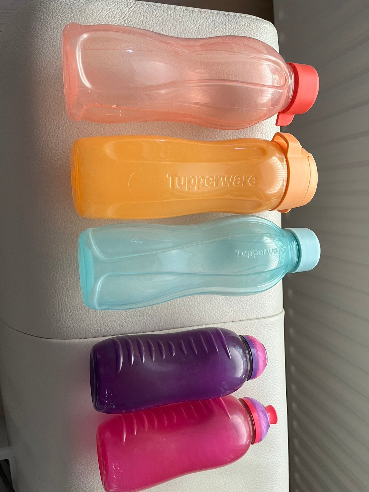 Tupperware. Fles.  5 €  per stuk.  Sistema zijn verkocht, Ophalen of Verzenden, Zo goed als nieuw, Overige typen