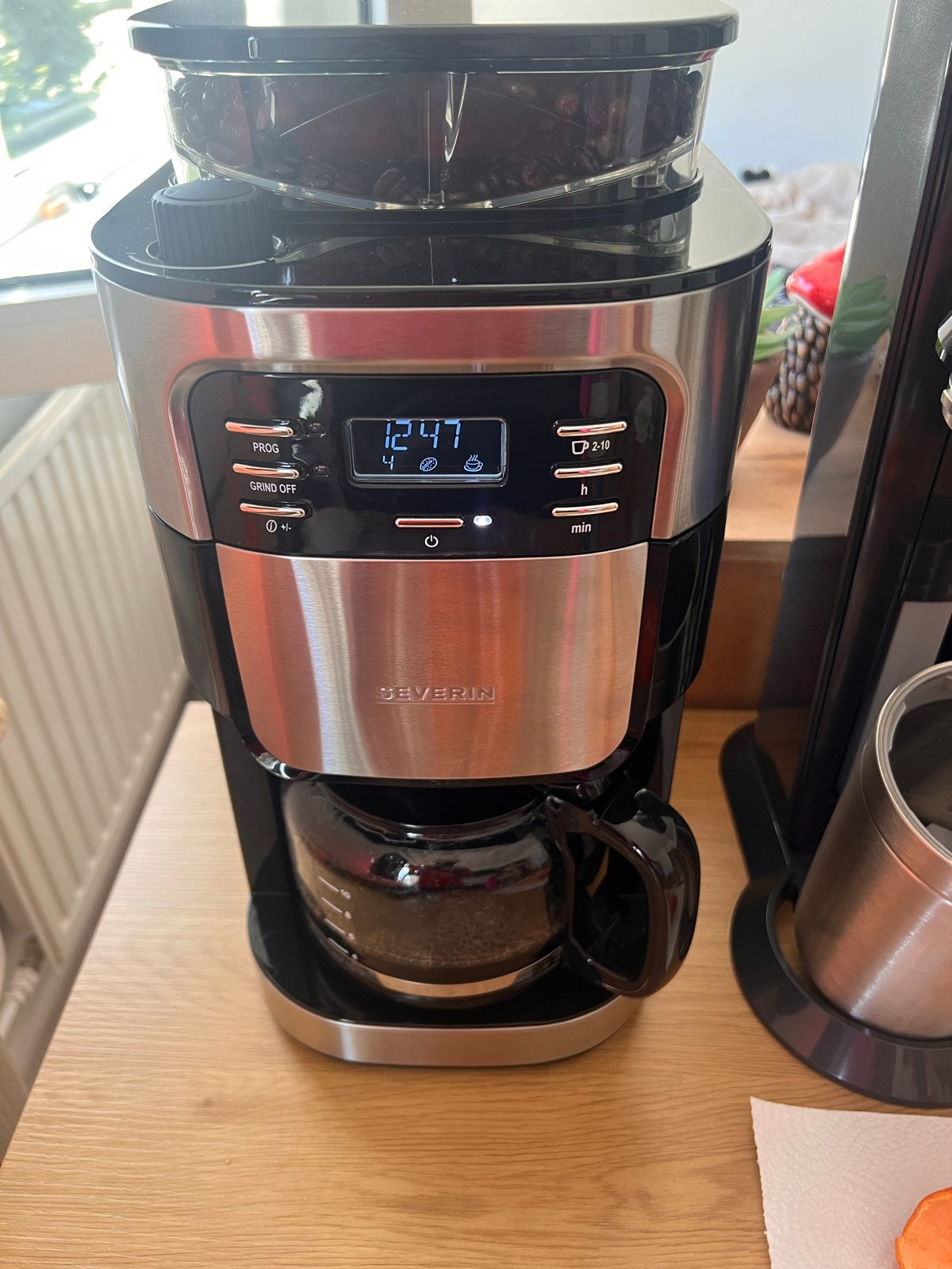 Severin Koffiezetapparaat met Geïntegreerde Bonenmaler, Ophalen, Koffiemachine, Koffiebonen, Zo goed als nieuw