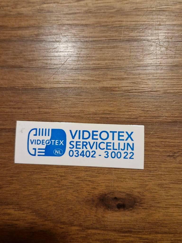 6954 Sticker Videotex Servicelijn, Ophalen of Verzenden, Zo goed als nieuw