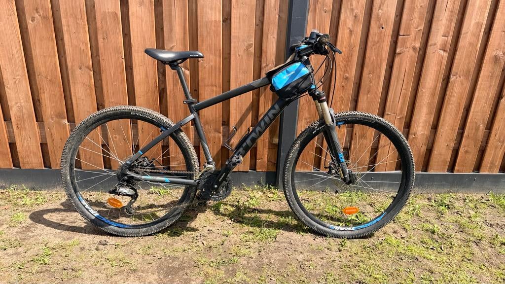 B'twin XCR 100evo mountainbike 27,5" wielen, Hardtail, Heren, Zo goed als nieuw, Schijfrem