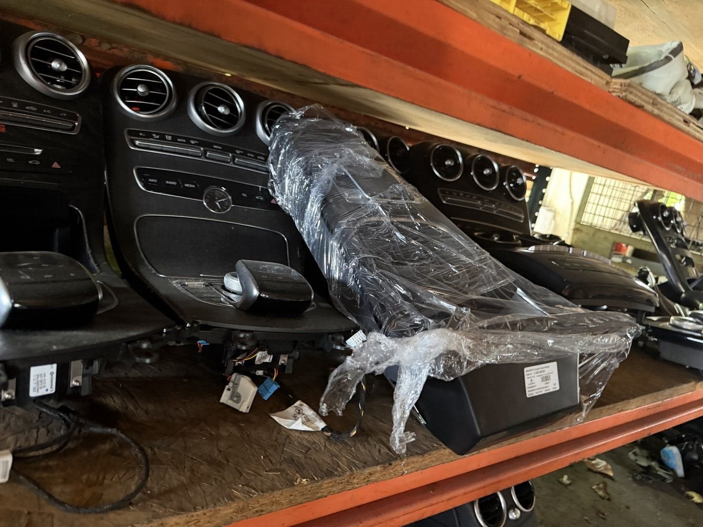 Middenconsole C&E klasse w205/w213, Auto-onderdelen, Dashboard en Schakelaars, Mercedes-Benz, Gebruikt, Herkomst onderdeel bekend
