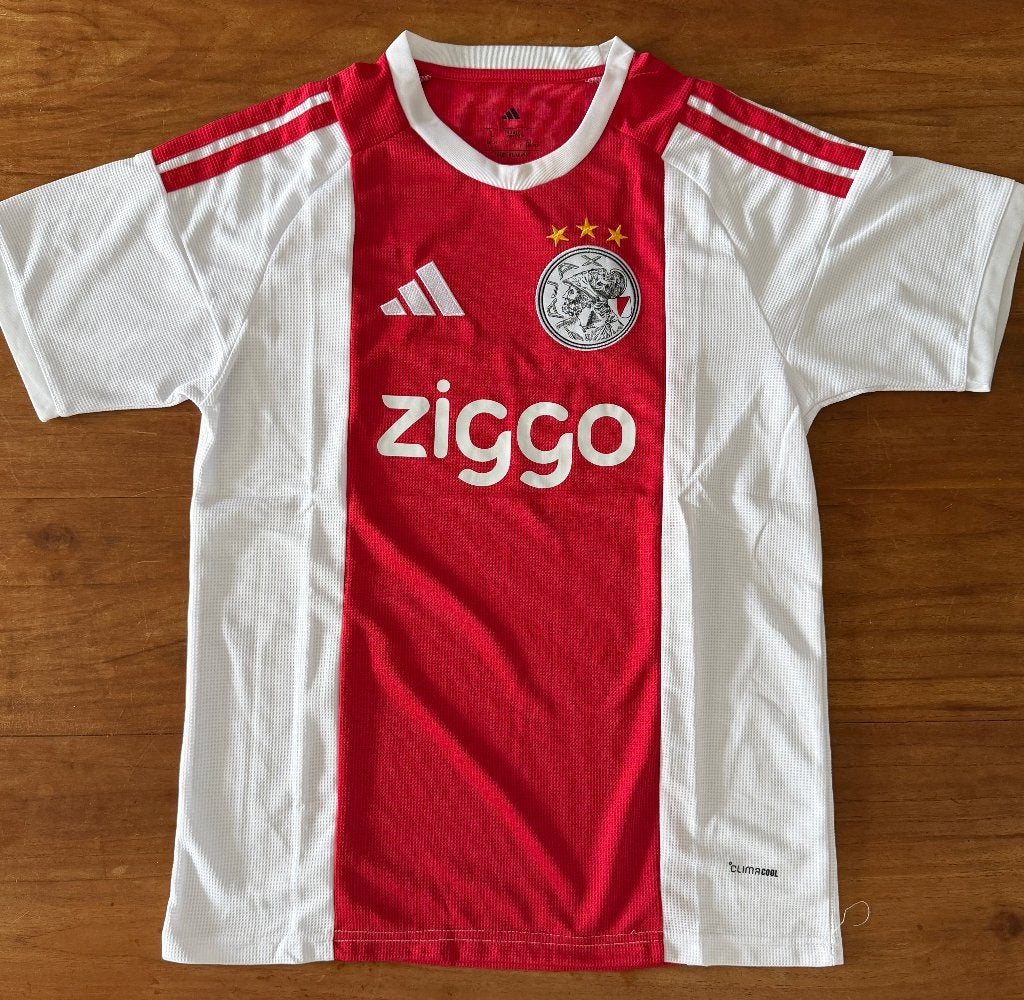 Ajax Thuisshirt Maat XL - Nieuw in verpakking, Ophalen of Verzenden, Voetbal, Rood, Maat 56/58 (XL)