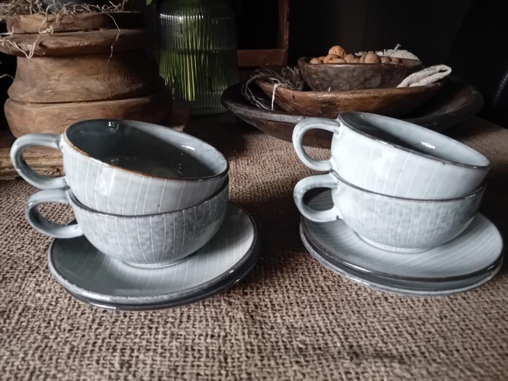 Nieuw 4 kopen en schotel Broste Copenhagen cappuccino thee, Huis en Inrichting, Keuken | Servies, Ophalen of Verzenden, Nieuw