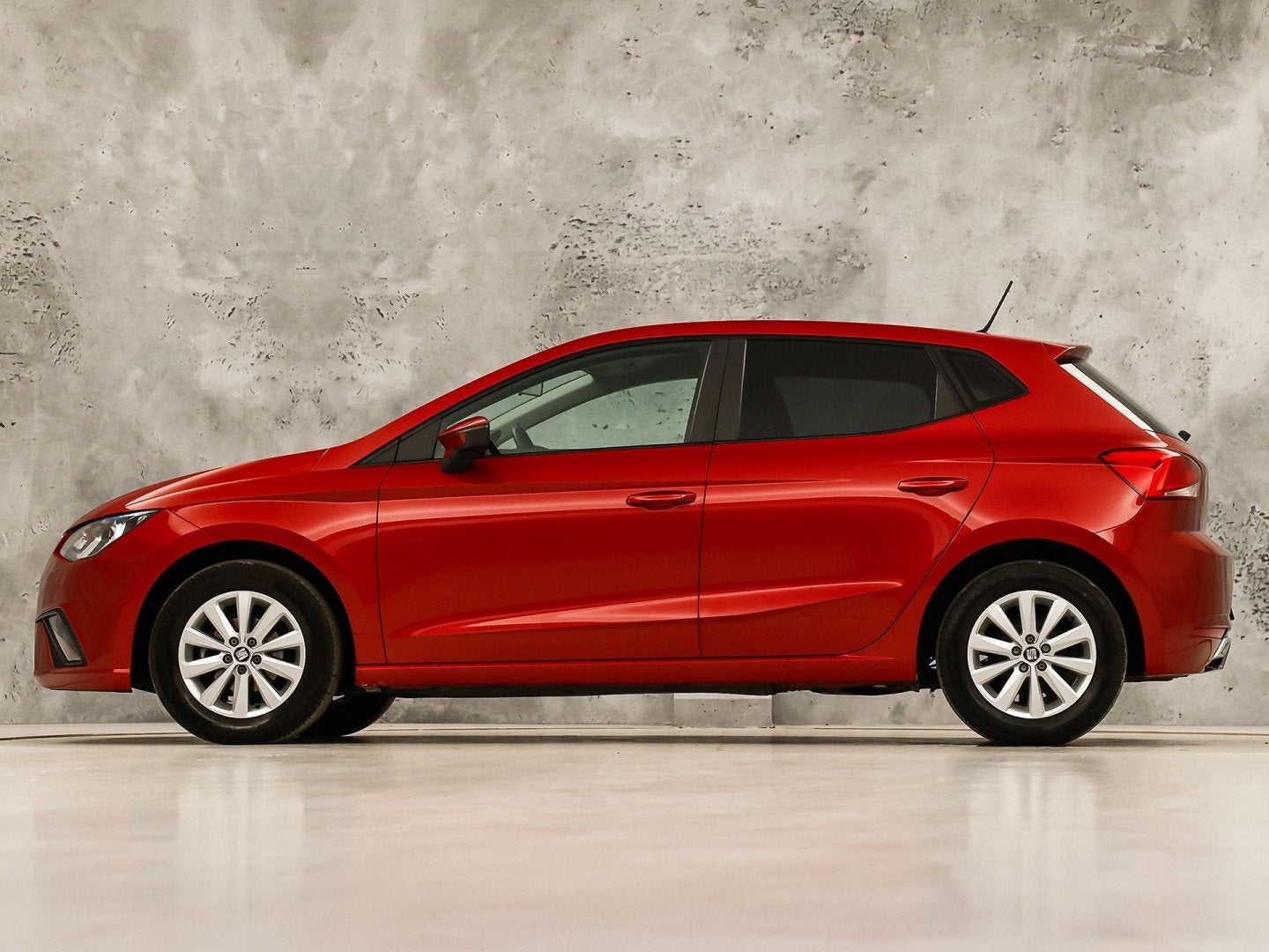 SEAT Ibiza 1.0 Sport (APPLE CARPLAY, GROOT NAVI, CLIMATE, GE, Auto's, Voorwielaandrijving, 12 maanden, Stof, 540 kg
