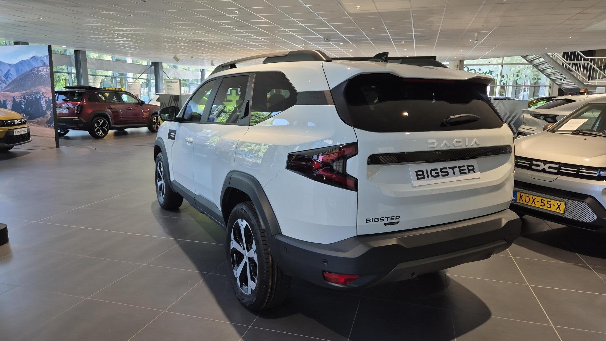 Dacia Bigster 1.8 Hybrid 155 Journey |0 km | 7 jaar garantie, Auto's, Dacia, Stof, Gebruikt, Met garantie (alle), Wit