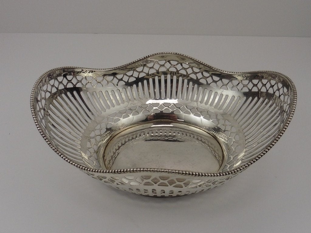 Zilveren broodschaal                                     Z28, Ophalen of Verzenden, Zilver