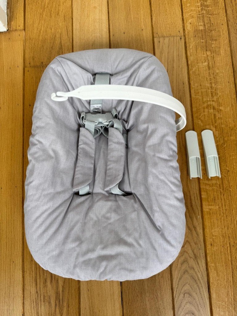 Stokke Tripp Trapp Newborn Set met speelgoedhanger - Grijs, Ophalen, Zo goed als nieuw, Overige typen