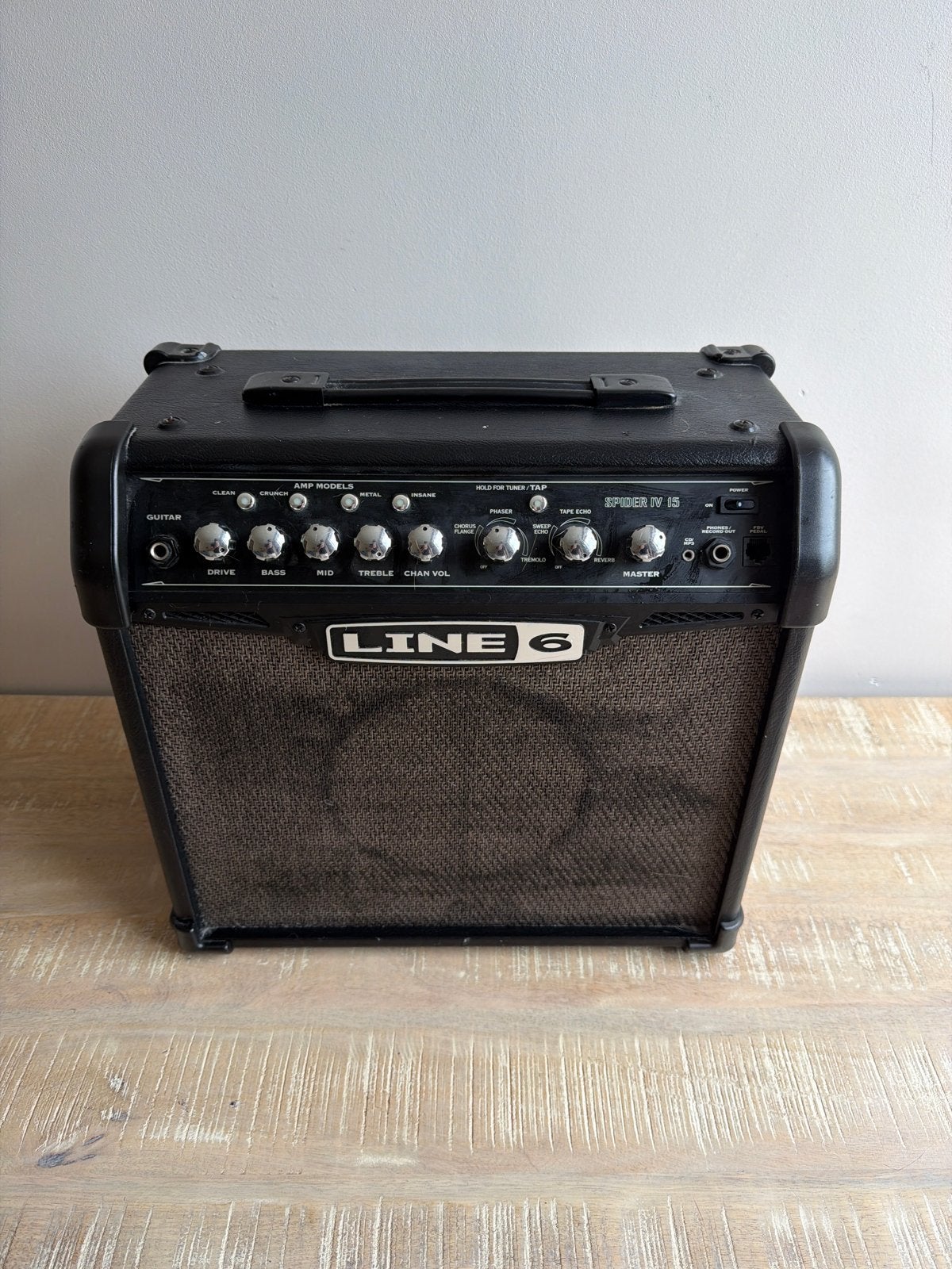 Line 6 Spider IV 15 Gitaarversterker, Ophalen, Zo goed als nieuw, Gitaar, Minder dan 50 watt