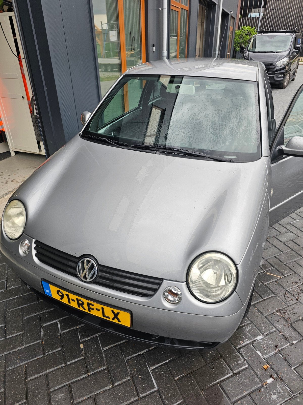Volkswagen Lupo 1.4 55KW AUT 2005 Grijs, Auto's, 31 €/maand, 4 cilinders, 4 stoelen, Grijs
