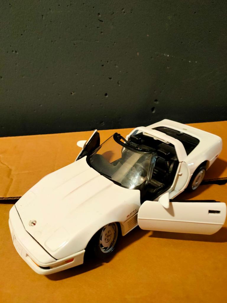 Corvette ZR-1 Schaal model auto Sportwagen, Hobby en Vrije tijd, Modelauto's | 1:18, Ophalen, Gebruikt, Auto, Maisto